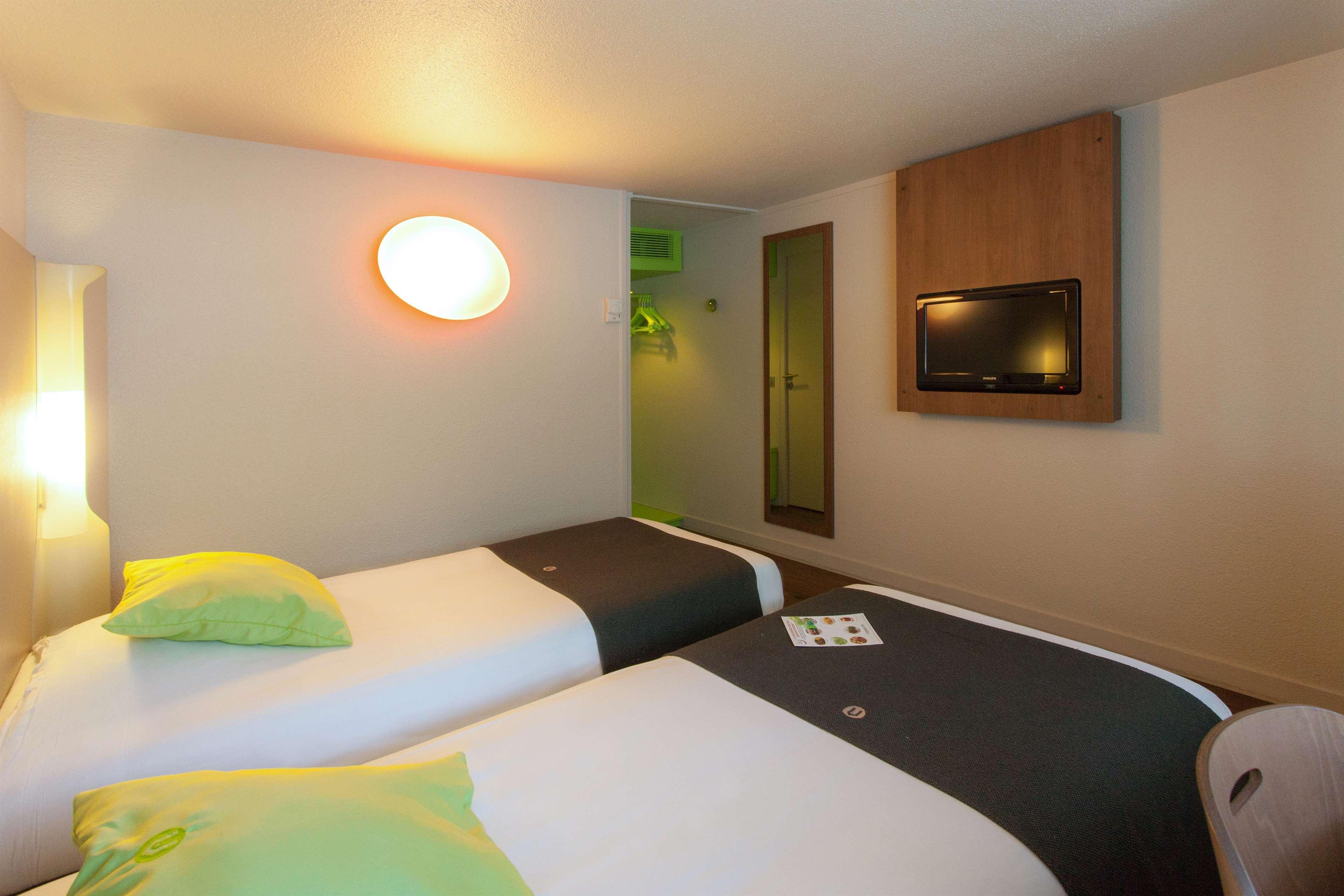 Campanile Tours Sud ~ Joue-Les-Tours Hotel Ngoại thất bức ảnh